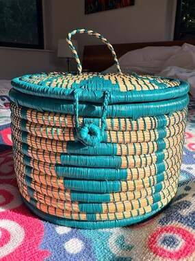 Handwoven Maya Teal and Natural Pine Needle Geometric Basket with Lid